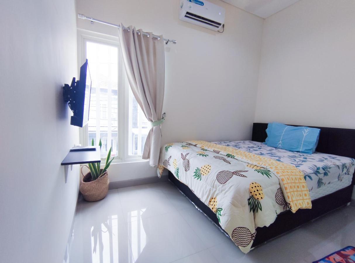 Surabaya Homey Near Juanda Airport Syariah Sedati Exterior photo