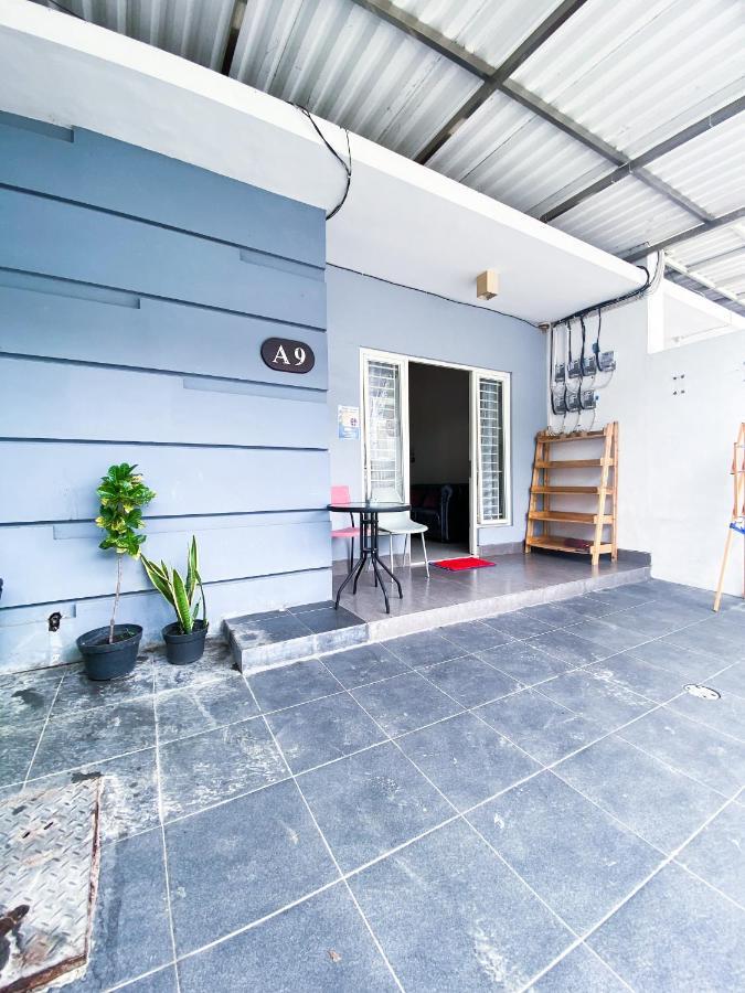 Surabaya Homey Near Juanda Airport Syariah Sedati Exterior photo