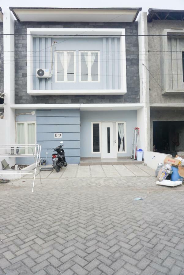 Surabaya Homey Near Juanda Airport Syariah Sedati Exterior photo